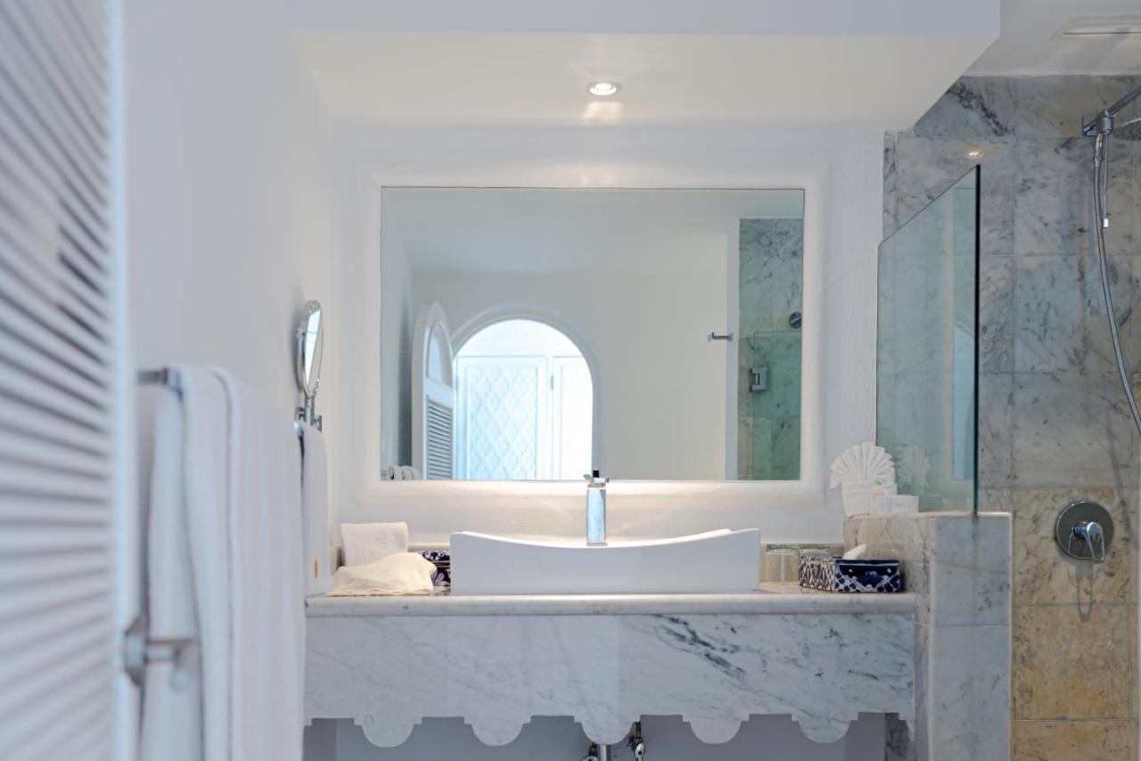 Las Hadas By Brisas Manzanillo Esterno foto Bathroom mirror