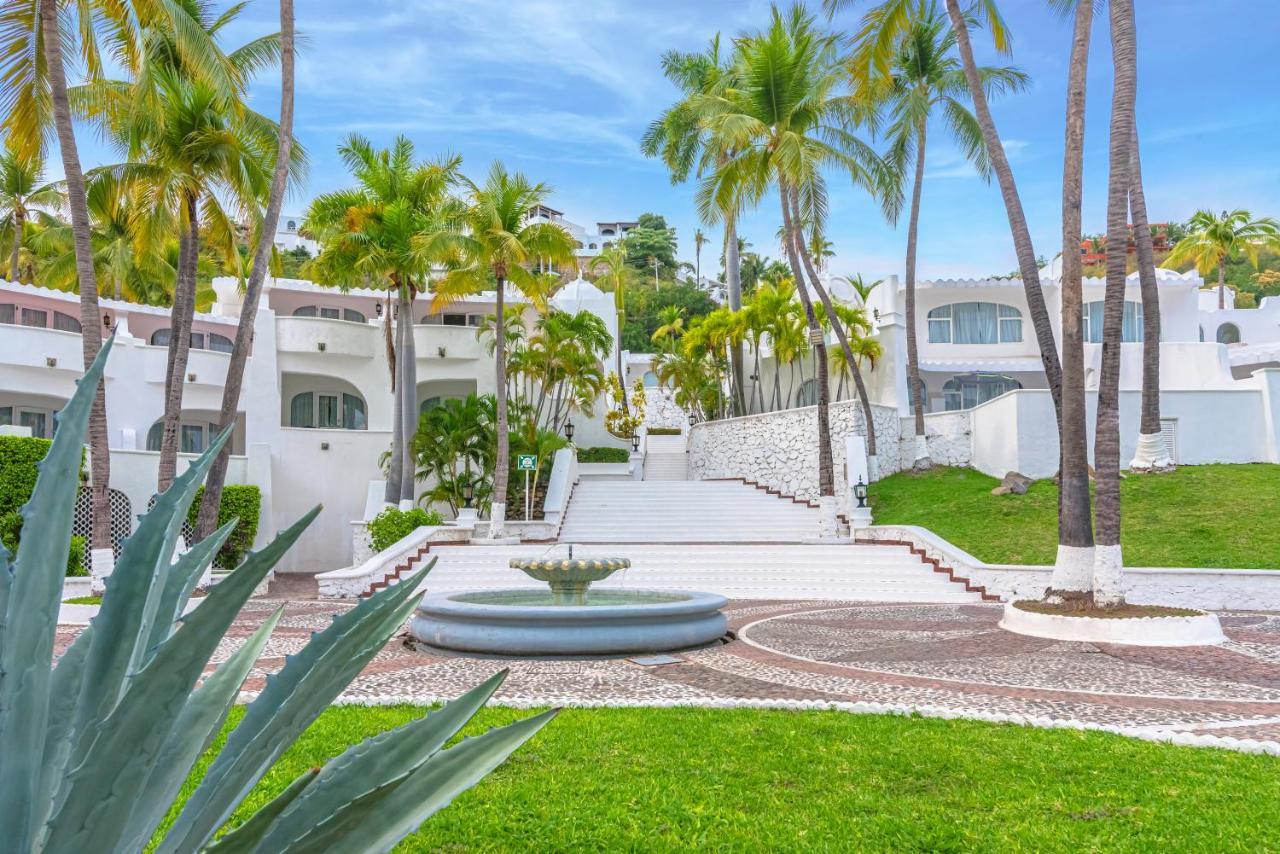 Las Hadas By Brisas Manzanillo Esterno foto Residential area in Punta Mita